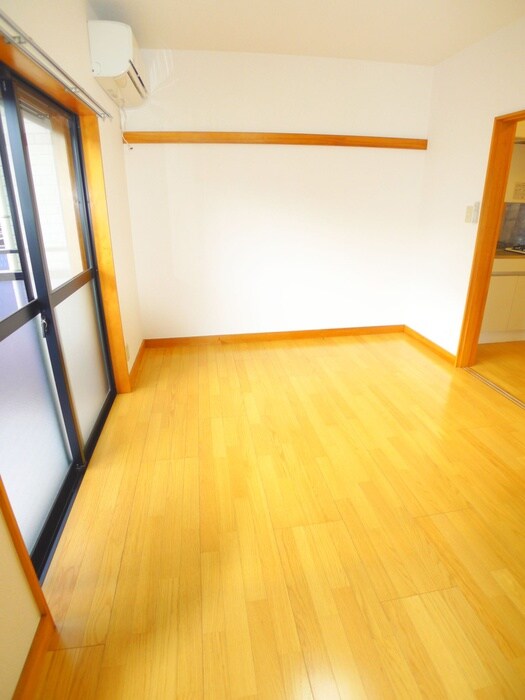 中央コータース二番館の物件内観写真