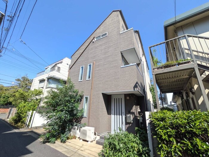 ラ・ル－チェ上北沢の物件外観写真