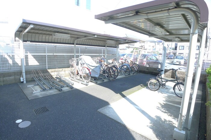 ISIS２４の物件外観写真