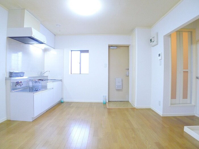 プティシャンブルＫの物件内観写真