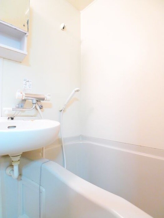 プティシャンブルＫの物件内観写真