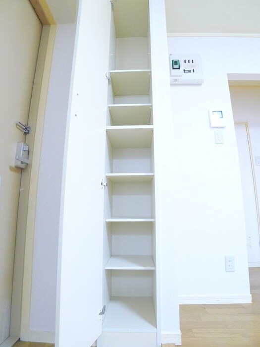 プティシャンブルＫの物件内観写真