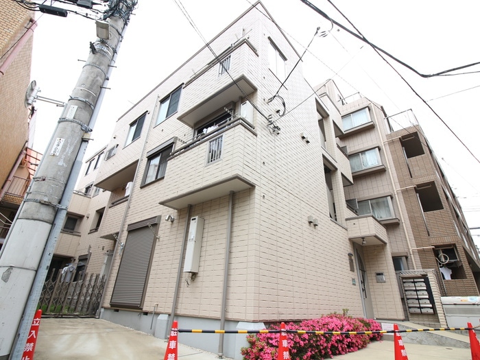 MANA-Kの物件外観写真