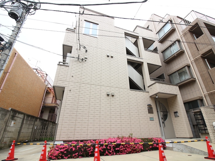 MANA-Kの物件外観写真