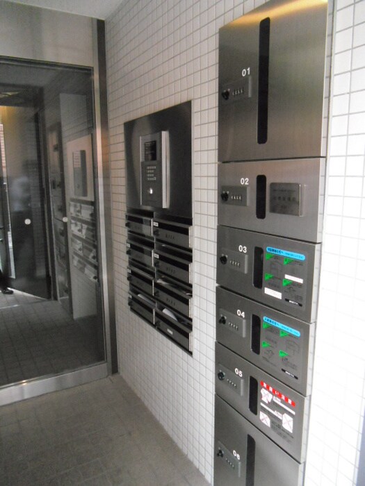 目白坂ｆｌａｔの物件外観写真