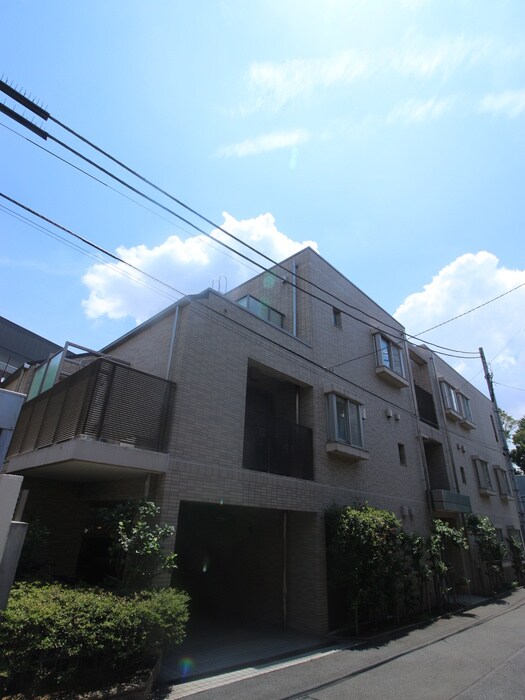 目白坂ｆｌａｔの物件外観写真