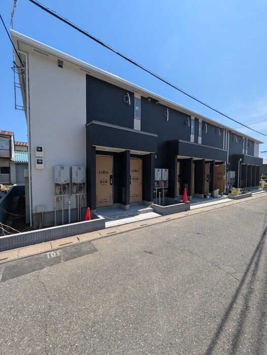 ｉｌｅ　ｖｉｌｌａｇｅの物件外観写真