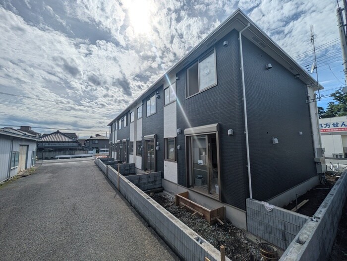 ｉｌｅ　ｖｉｌｌａｇｅの物件外観写真