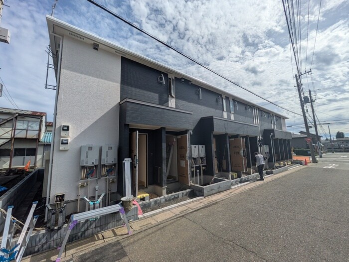 ｉｌｅ　ｖｉｌｌａｇｅの物件外観写真