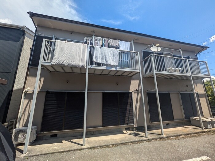 第2秋山コーポの物件外観写真