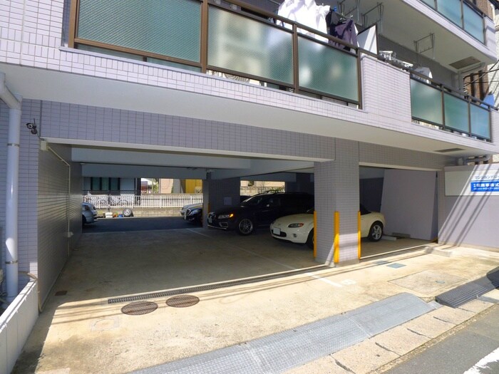 マンションドリ－ムⅢの物件外観写真