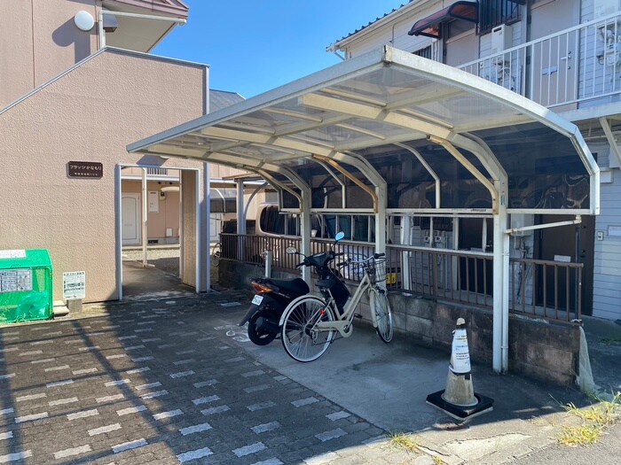 フラッツかなもりの物件外観写真