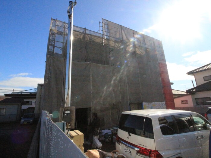 サンリットウエストHの物件外観写真