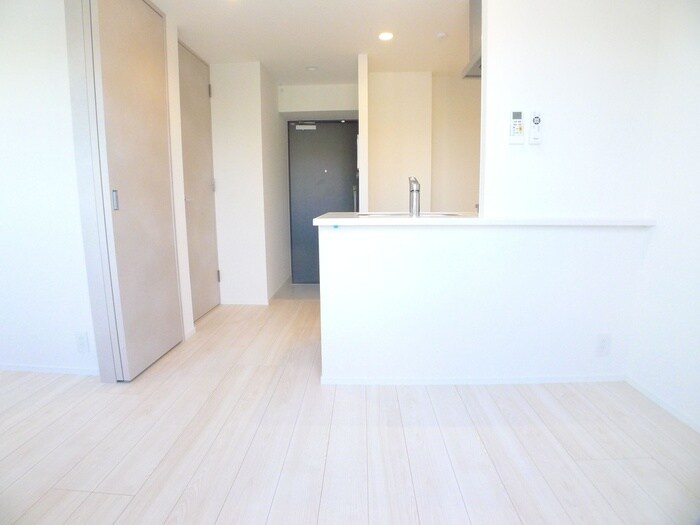 S-RESIDENCE原木中山azureの物件内観写真