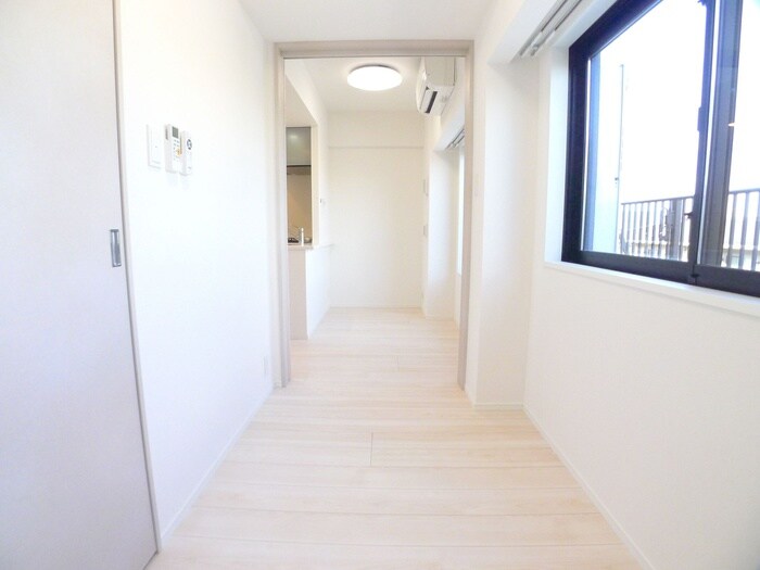 S-RESIDENCE原木中山azureの物件内観写真