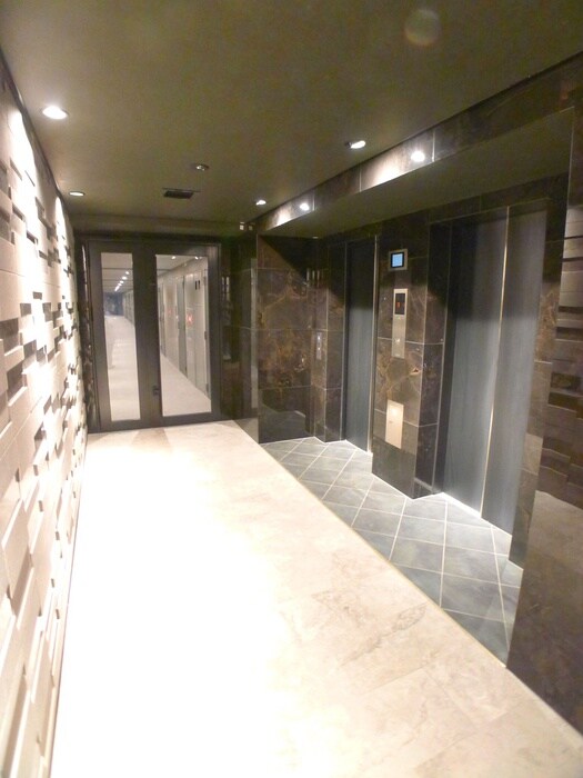 S-RESIDENCE原木中山azureの物件外観写真