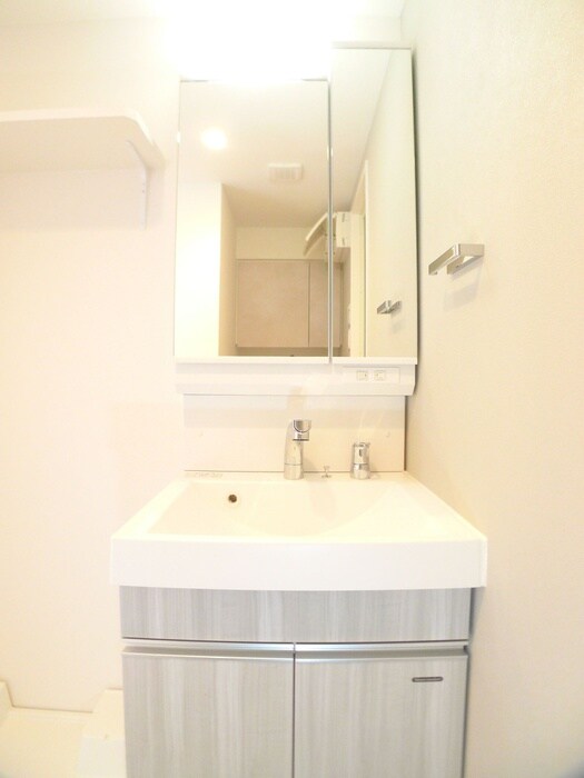 S-RESIDENCE原木中山azureの物件内観写真