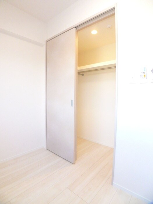 S-RESIDENCE原木中山azureの物件内観写真