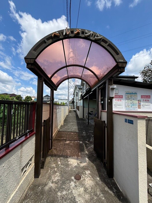 ベルメゾンの物件外観写真