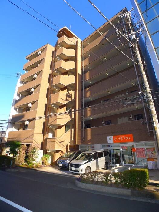 F-GRANDEの物件外観写真