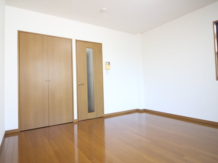 ｱﾝﾌﾟﾙｰﾙ ﾌｪｰﾙ ﾌﾞｩﾙｼﾞｮﾝの物件内観写真