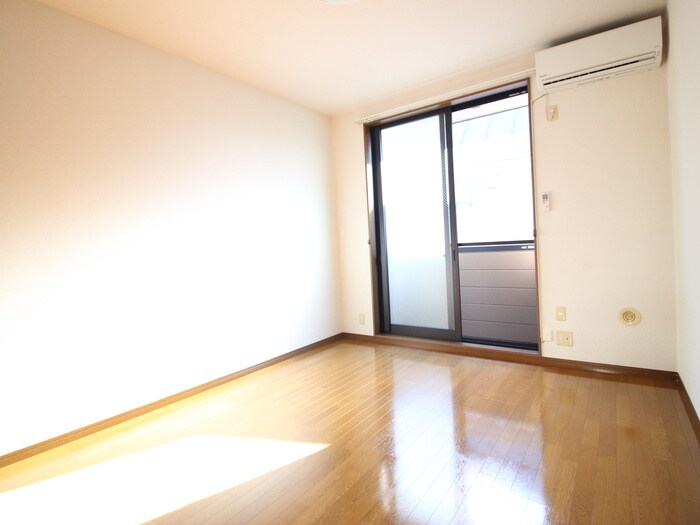 アンプルール湘南ヒルズの物件内観写真