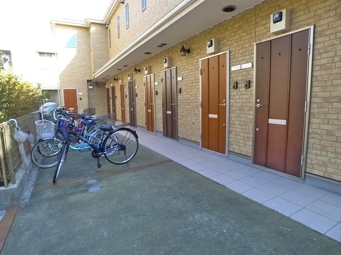 アーバンコート白鳥の物件外観写真