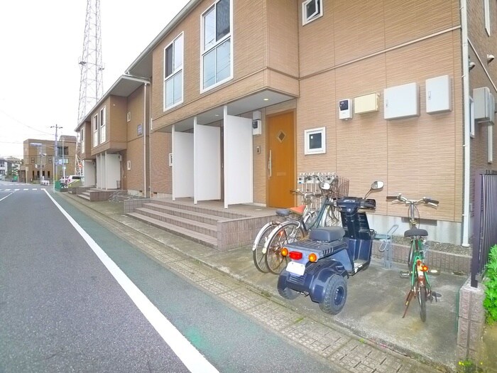 メゾンリバーアイランドＡの物件外観写真