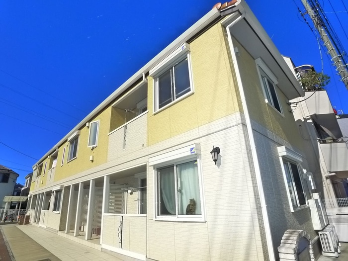 エルシャンテの物件外観写真