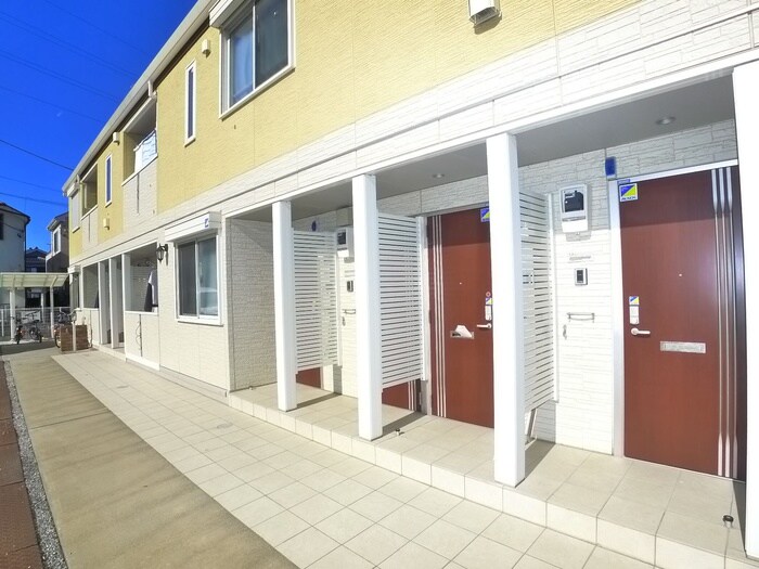 エルシャンテの物件外観写真