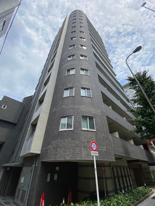 カスタリア初台の物件外観写真