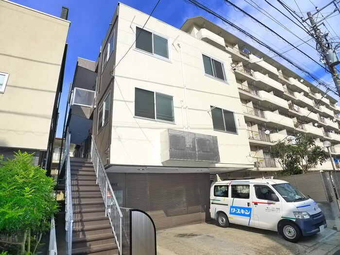 アンソレイエの物件外観写真