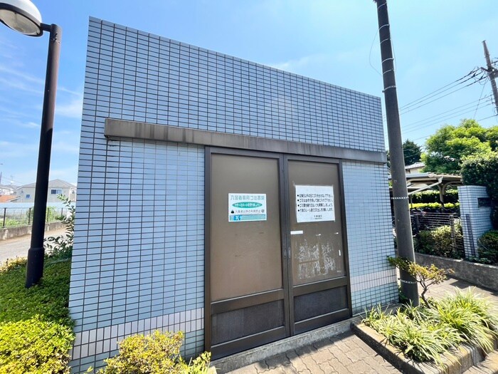 クレインパレス南大泉の物件外観写真