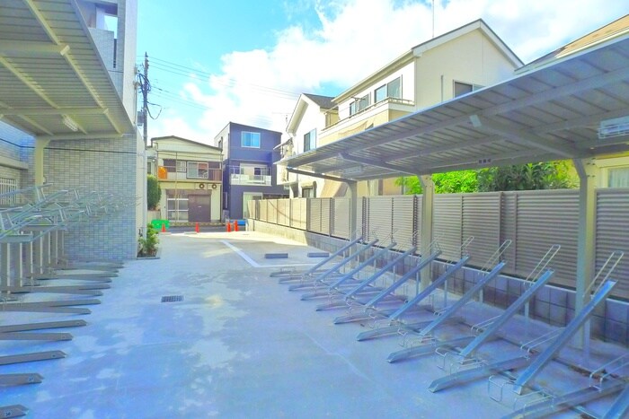 アーバンパーク六町の物件外観写真