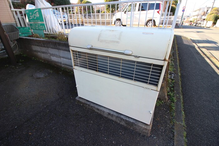 メゾン成瀬の物件外観写真