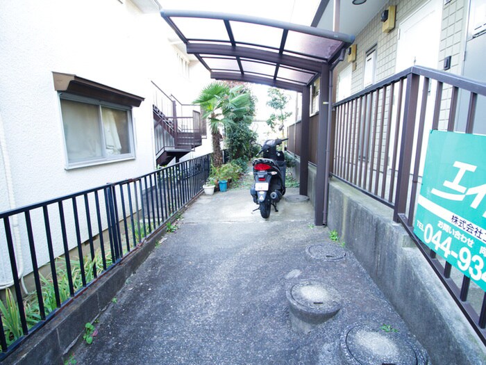 サボイアンハウスの物件外観写真