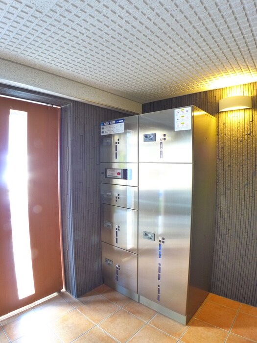 エムの物件外観写真