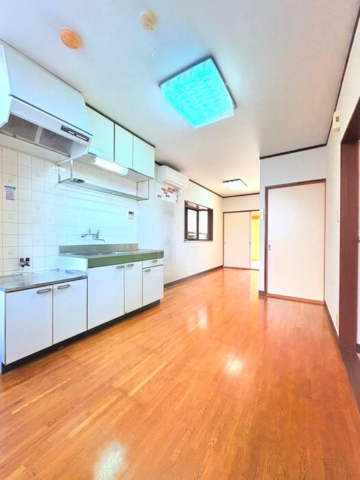 西瑞江関東ビルの物件内観写真