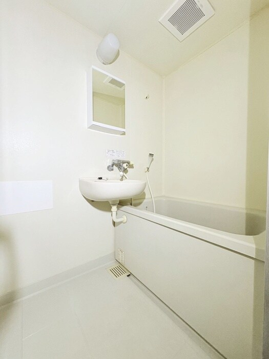 フラッツマルイの物件内観写真