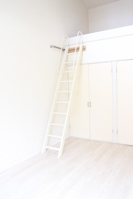 ジャルダンＡの物件内観写真