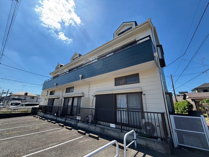 フォレストハウスの物件外観写真