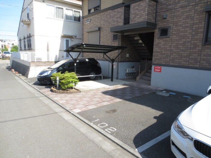 グランパルクの物件外観写真