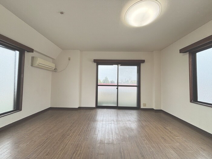 フル－ル佐伯の物件内観写真