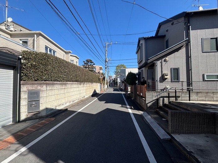 ヒルクレスト中井の物件外観写真