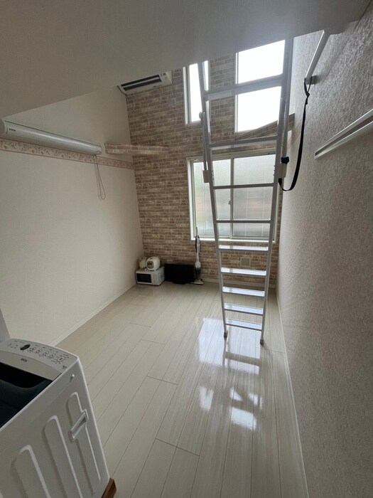 スティング新子安の物件内観写真