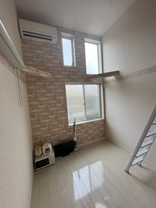 スティング新子安の物件内観写真