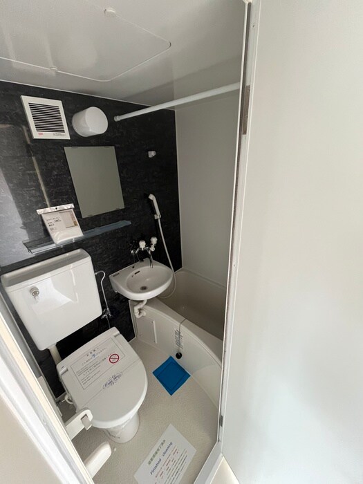 スティング新子安の物件内観写真