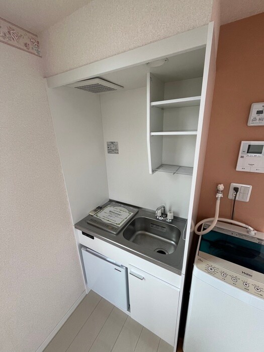 スティング新子安の物件内観写真