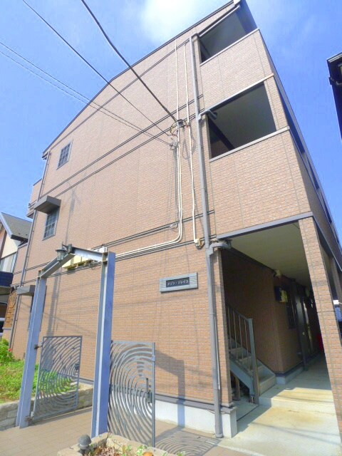 メゾンソレイユの物件外観写真