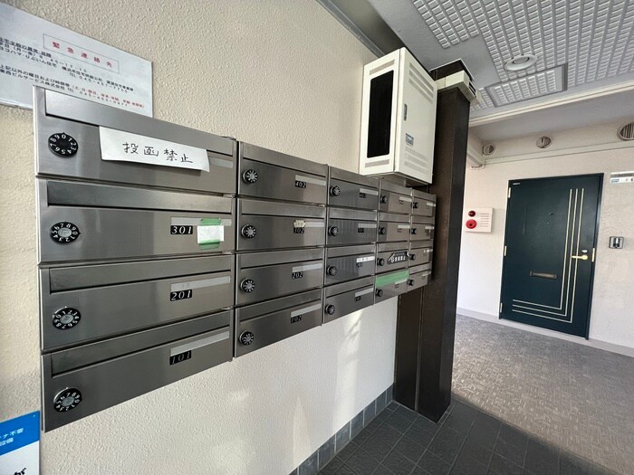 メゾンデフォンティヌの物件外観写真